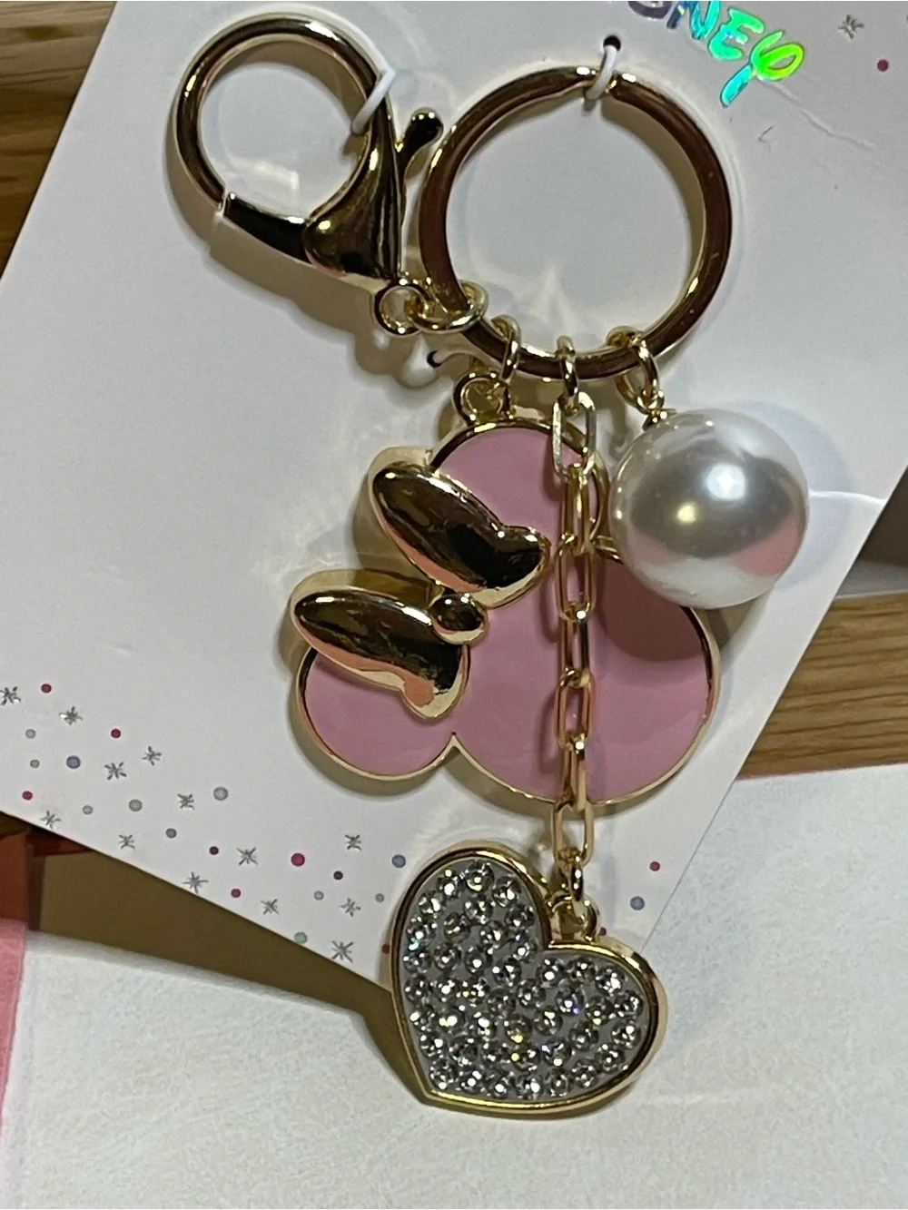 NWT Disney Gold-Tone Pink Minnie Mouse Key Chain / Crystal Heart/ Faux Pearl